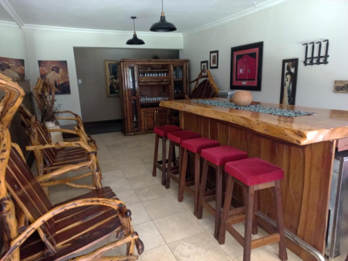 קמפטון פארק Or Tambo Guest House מראה חיצוני תמונה