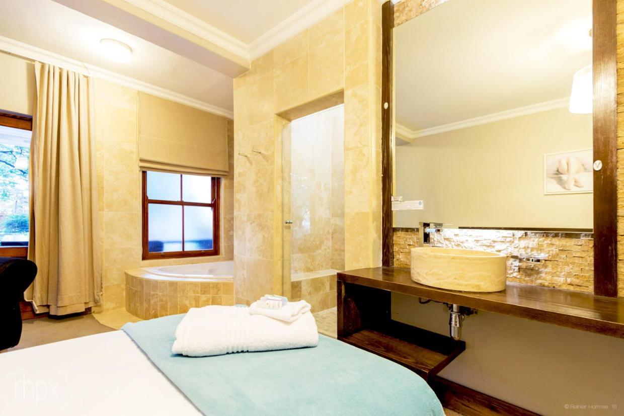 קמפטון פארק Or Tambo Guest House מראה חיצוני תמונה